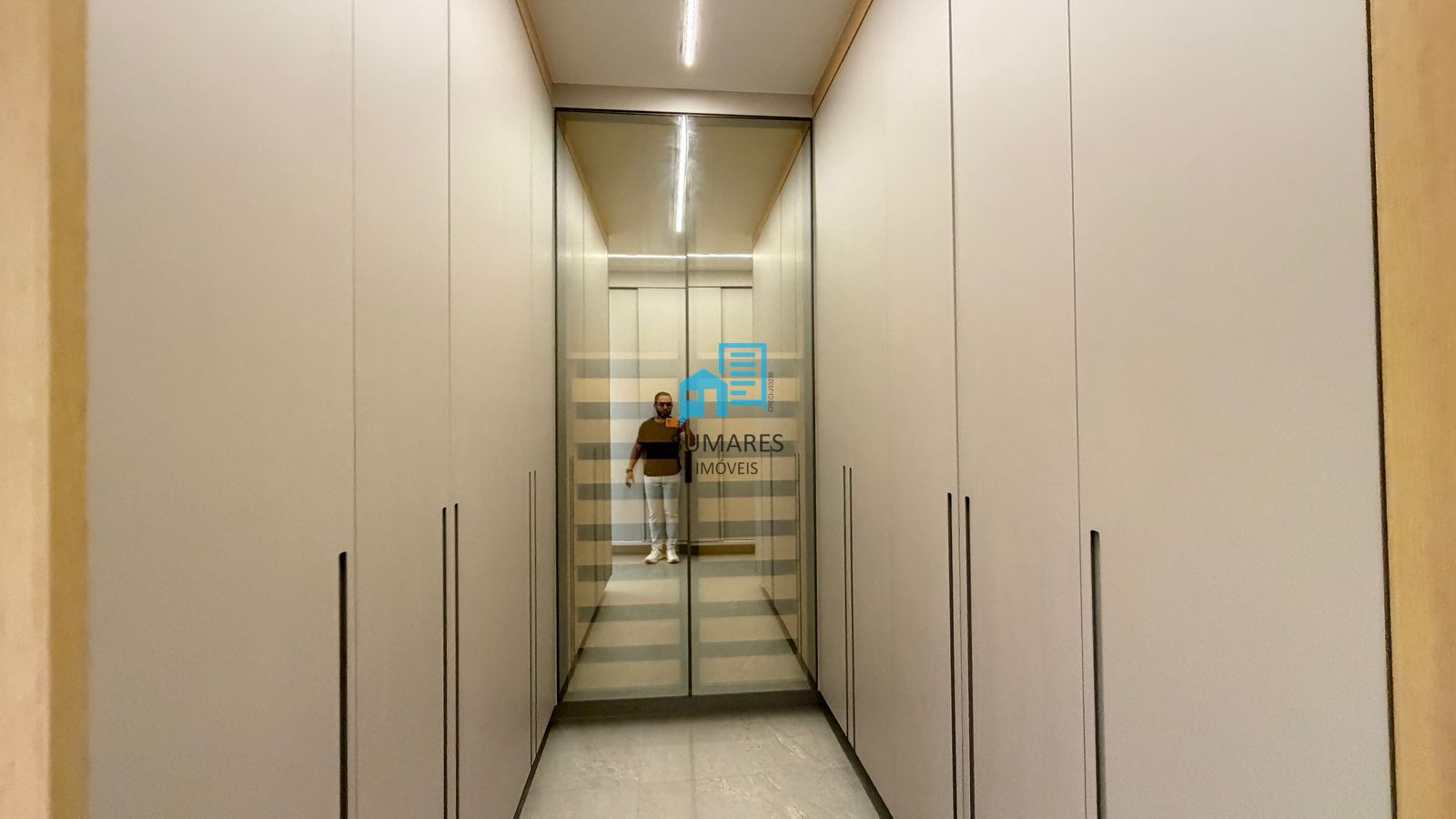 Casa com 3 quartos à venda, 253m² — foto 17 de 33