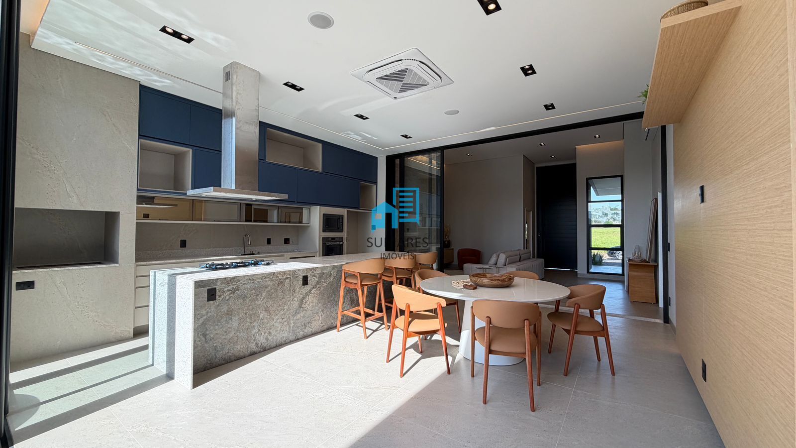 Casa com 3 quartos à venda, 253m² — foto 13 de 33
