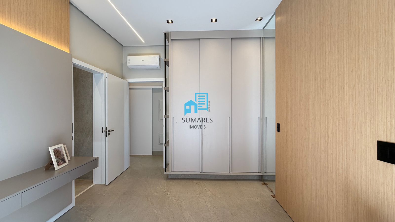 Casa com 3 quartos à venda, 253m² — foto 23 de 33