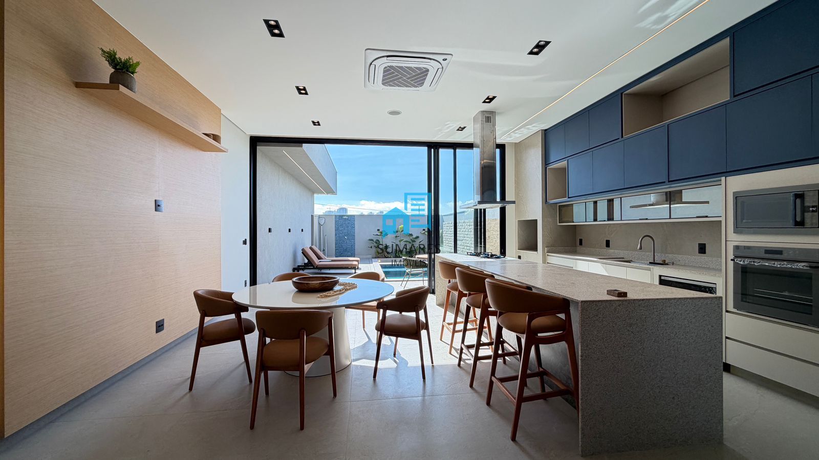 Casa com 3 quartos à venda, 253m² — foto 12 de 33
