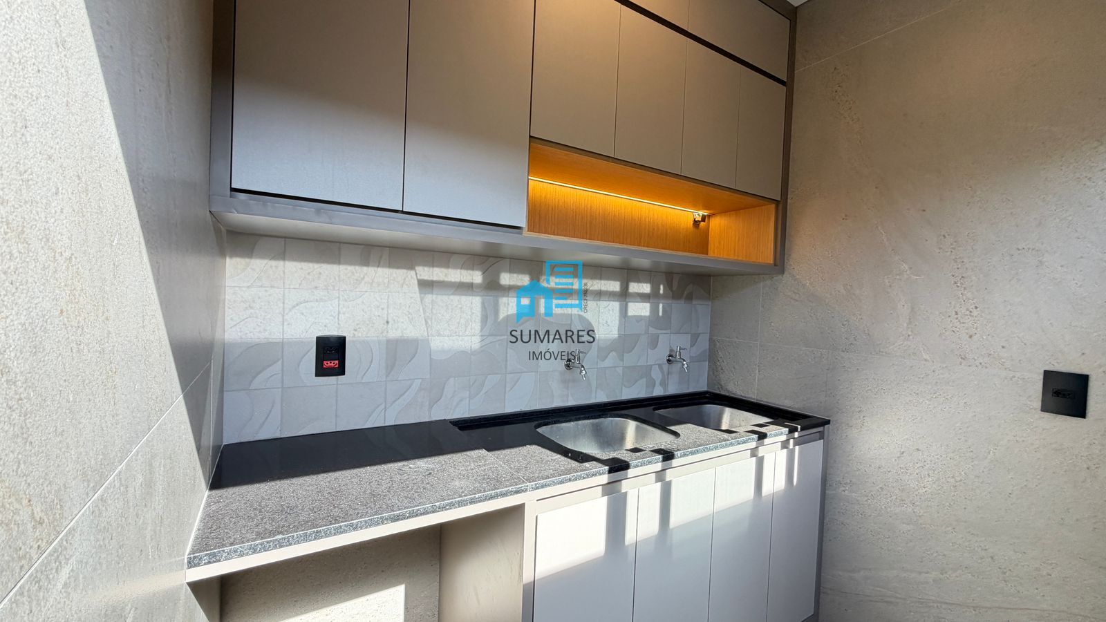 Casa com 3 quartos à venda, 253m² — foto 33 de 33