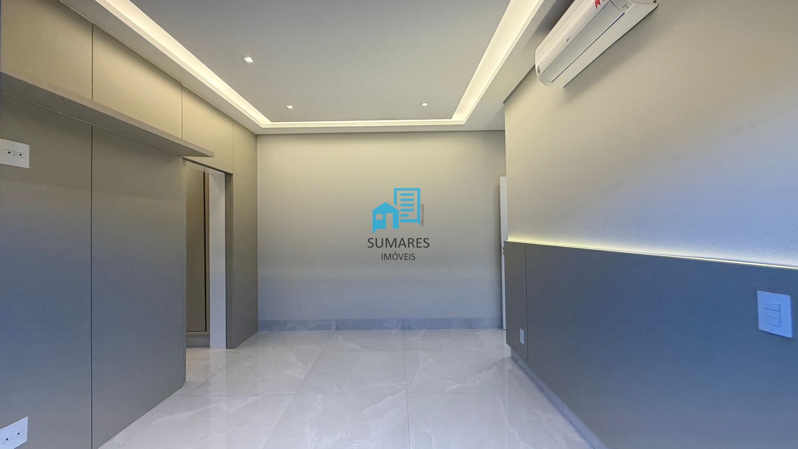 Casa com 3 quartos à venda, 230m² — foto 28 de 33
