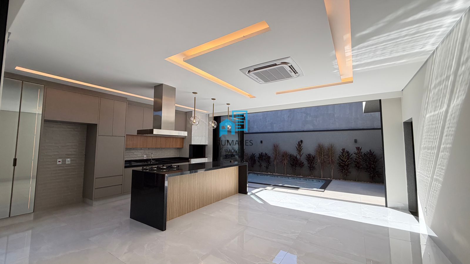 Casa com 3 quartos à venda, 230m² — foto 12 de 33