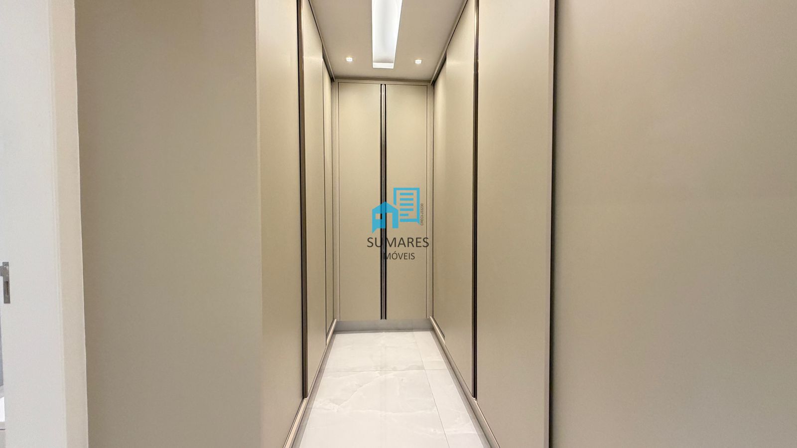 Casa com 3 quartos à venda, 230m² — foto 31 de 33