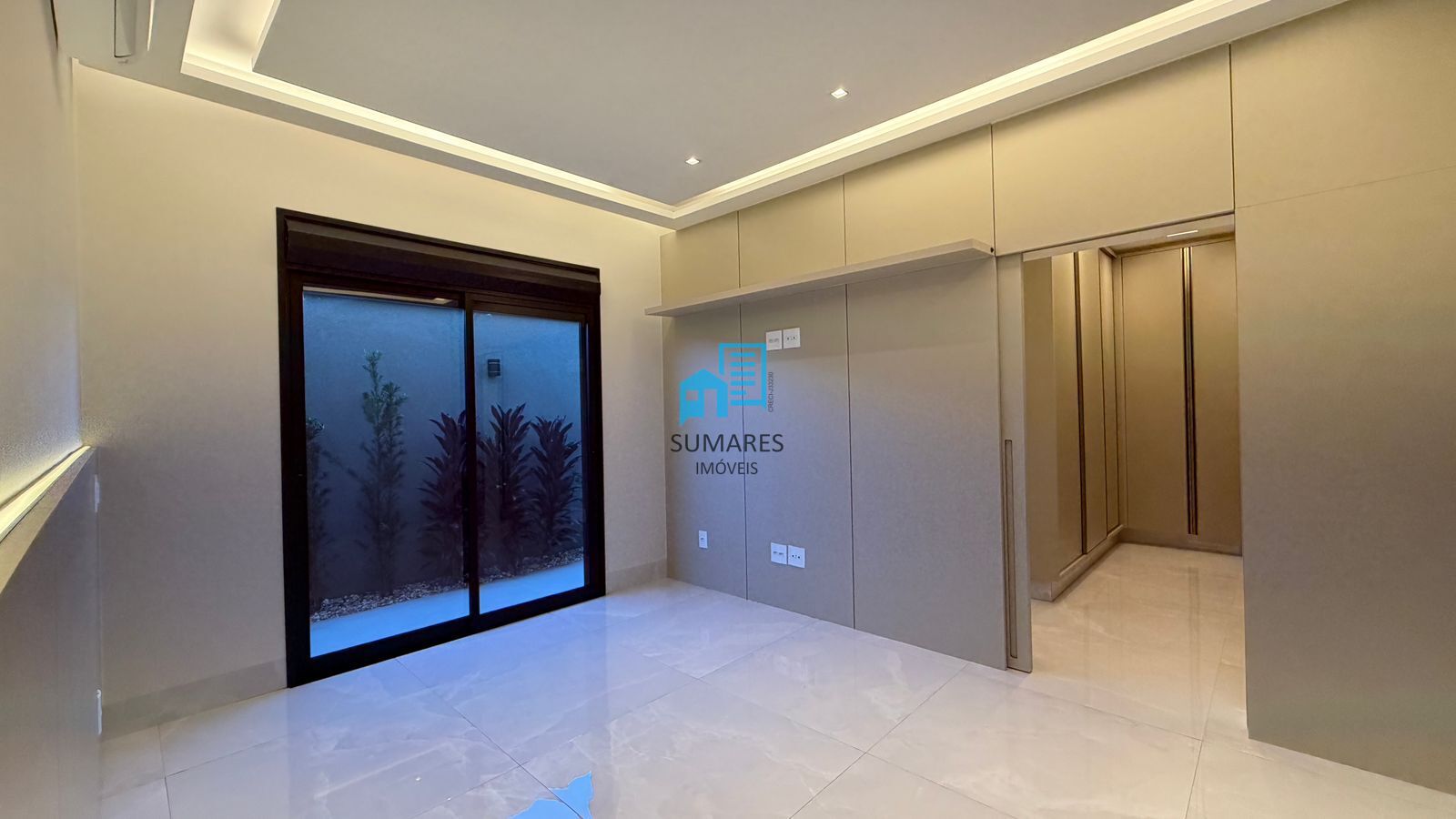 Casa com 3 quartos à venda, 230m² — foto 29 de 33