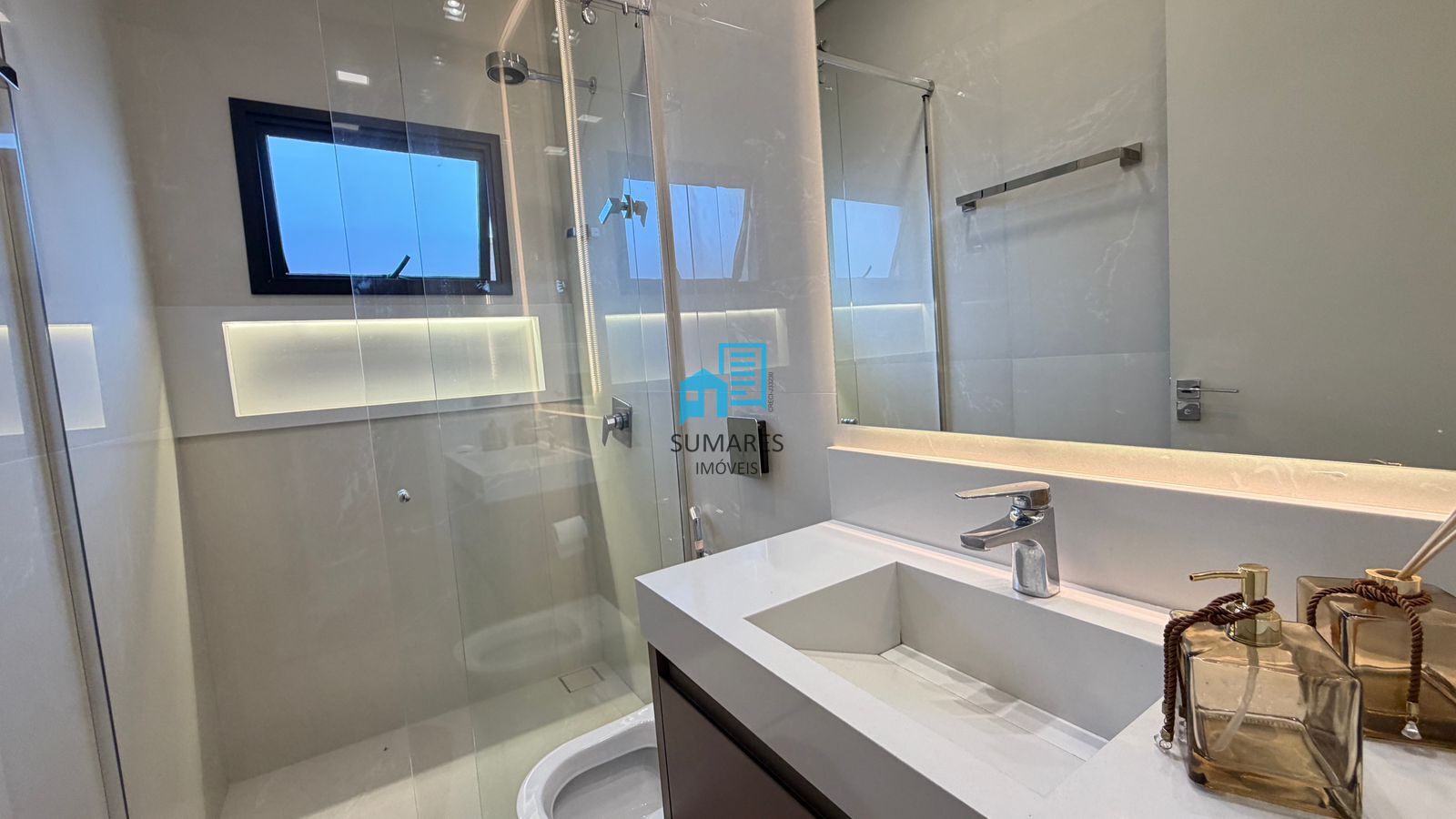 Casa de Condomínio com 3 quartos à venda, 200m² — foto 20 de 42