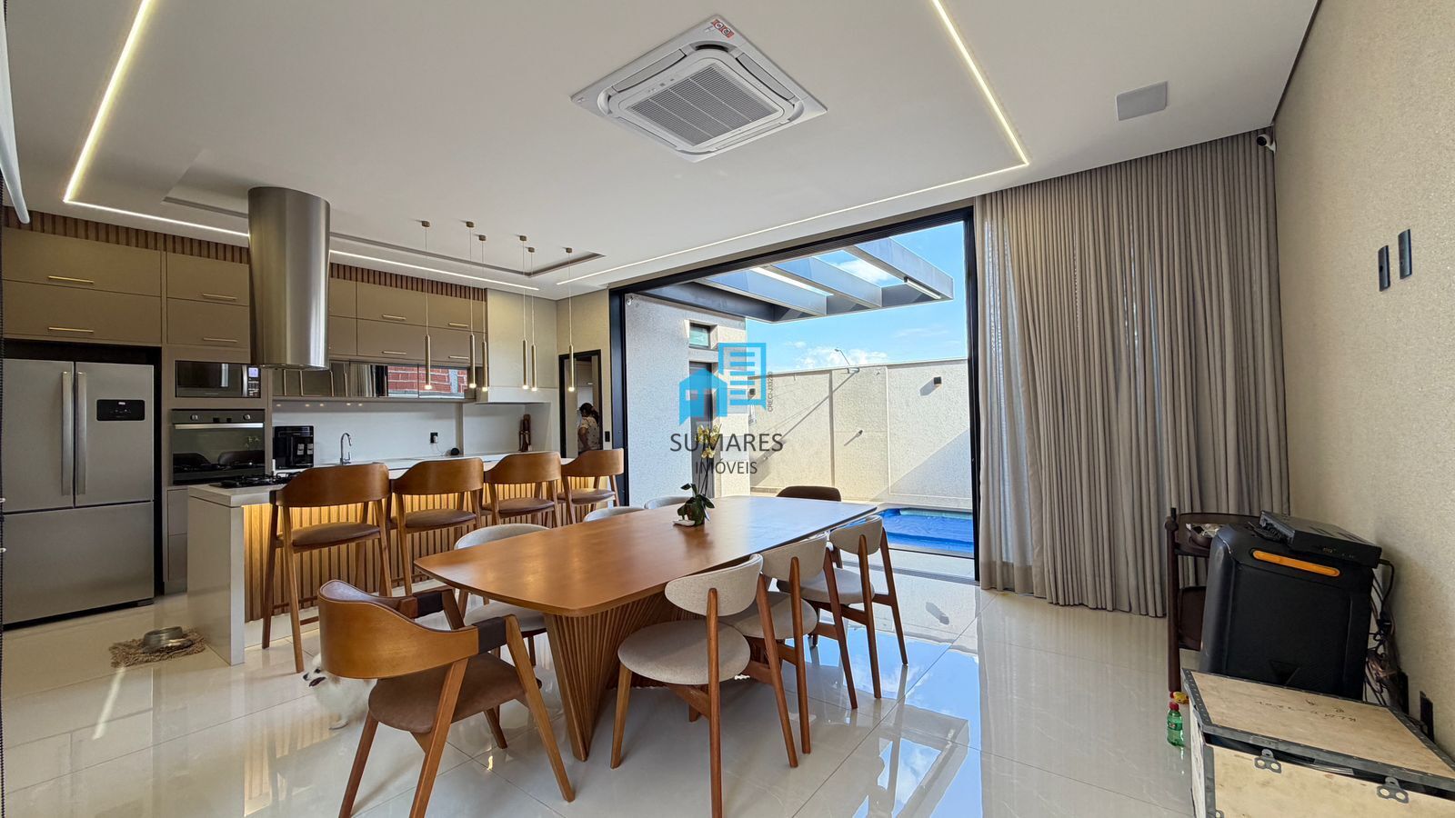 Casa de Condomínio com 3 quartos à venda, 200m² — foto 14 de 42