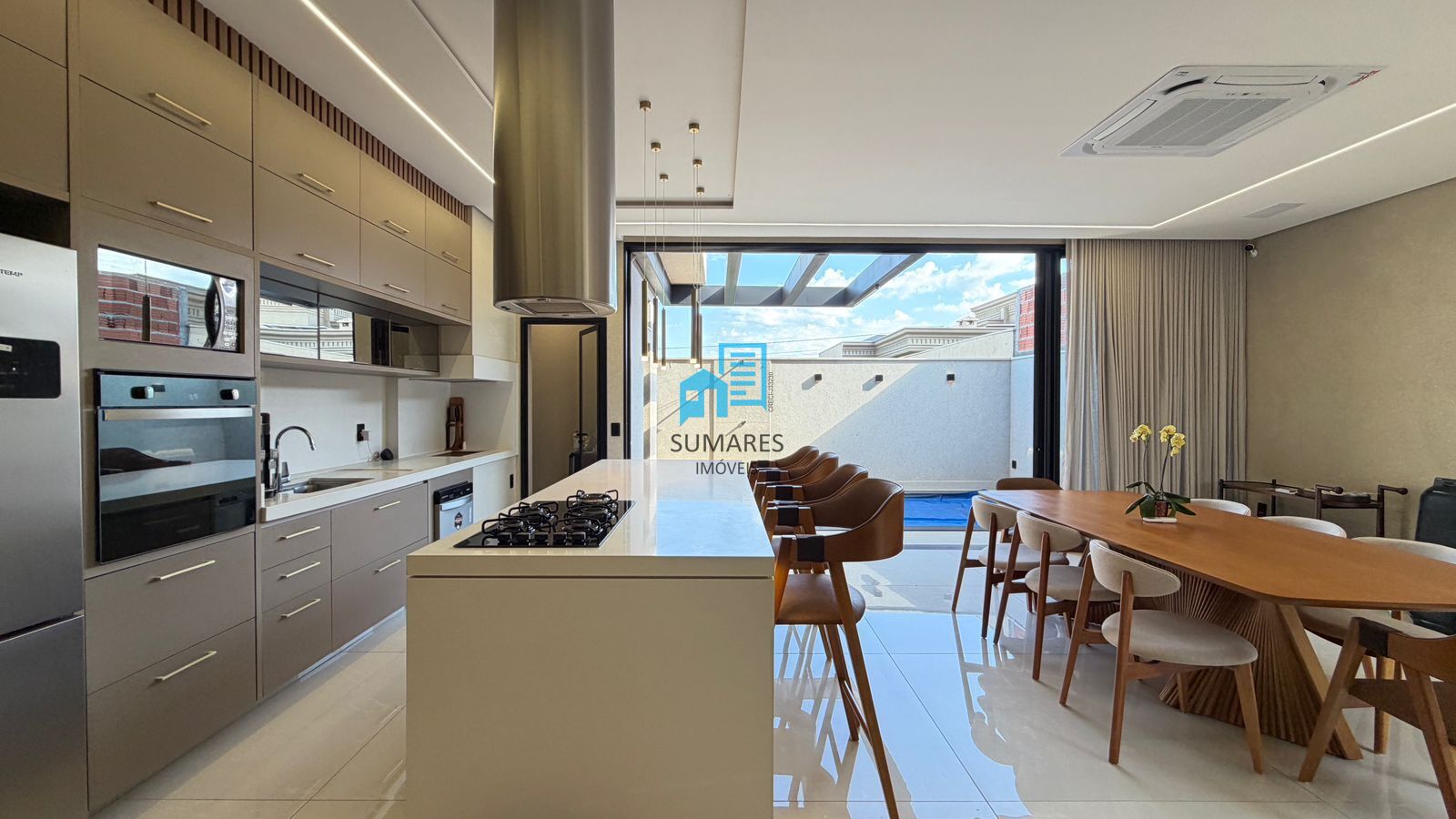 Casa de Condomínio com 3 quartos à venda, 200m² — foto 11 de 42