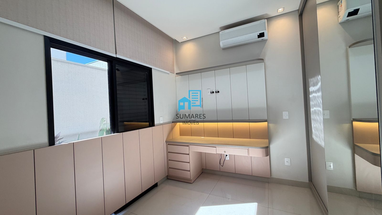 Casa com 3 quartos à venda, 212m² — foto 15 de 32