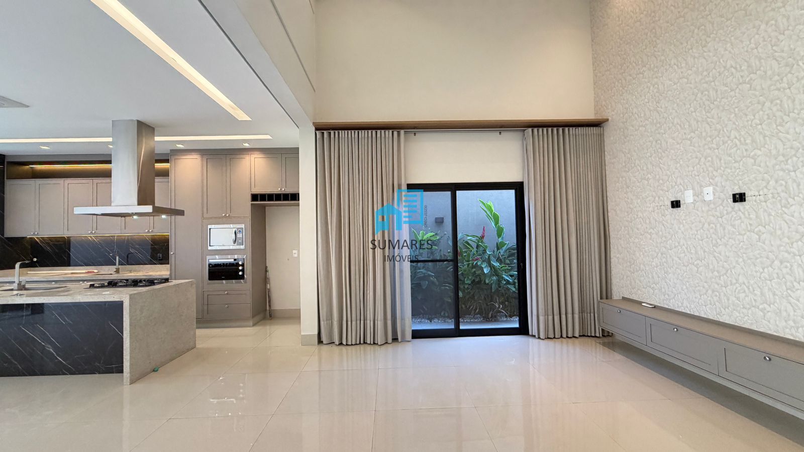 Casa com 3 quartos à venda, 212m² — foto 8 de 32