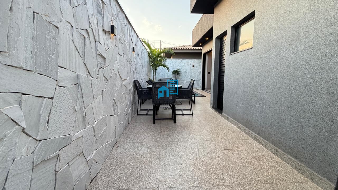 Casa de Condomínio com 3 quartos à venda, 215m² — foto 15 de 35