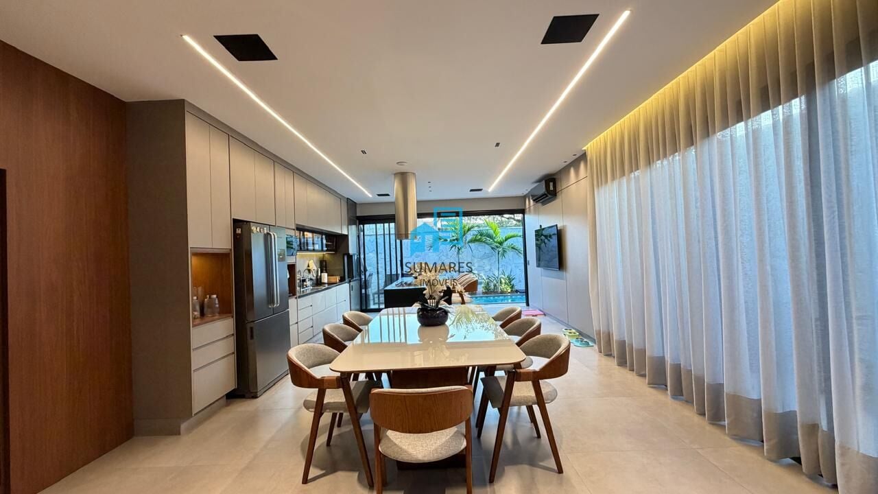 Casa de Condomínio com 3 quartos à venda, 215m² — foto 10 de 35