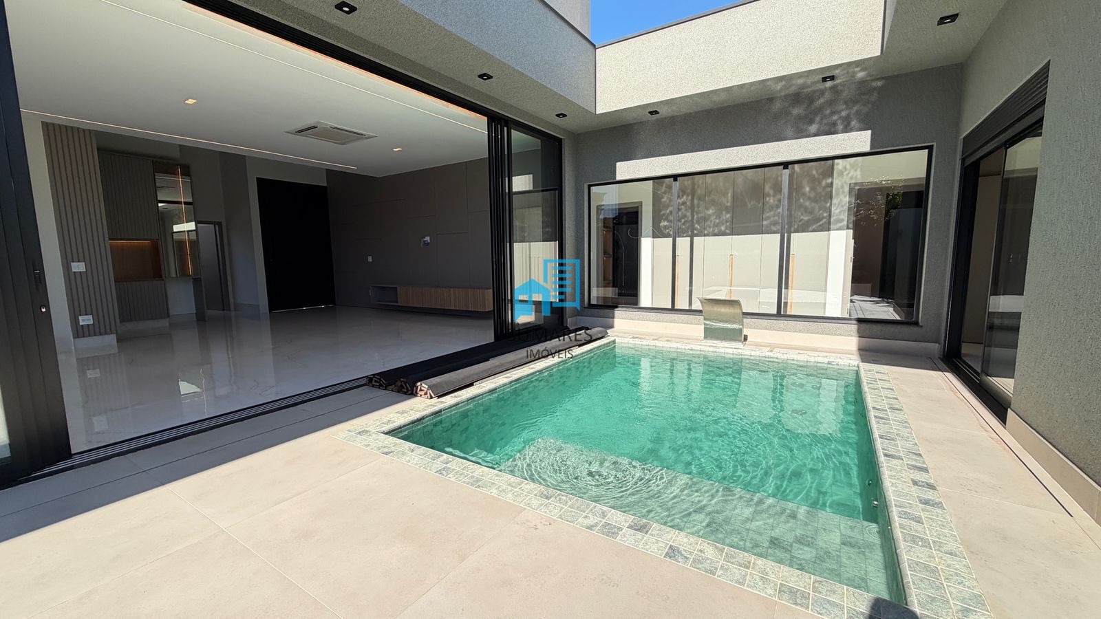 Casa com 4 quartos à venda, 299m² — foto 17 de 45