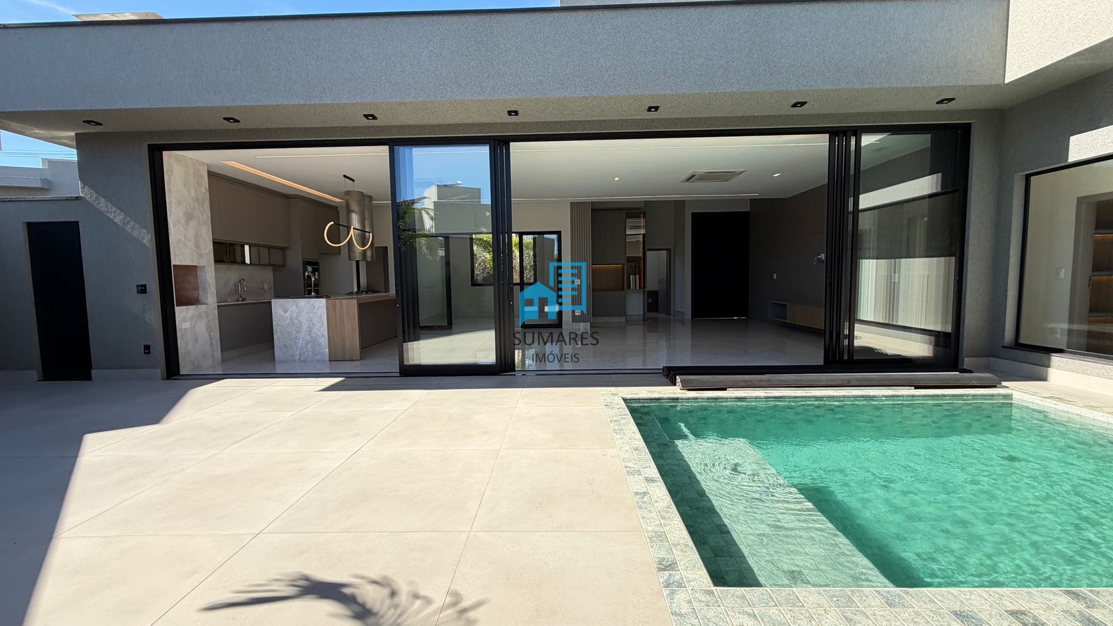 Casa com 4 quartos à venda, 299m² — foto 16 de 45