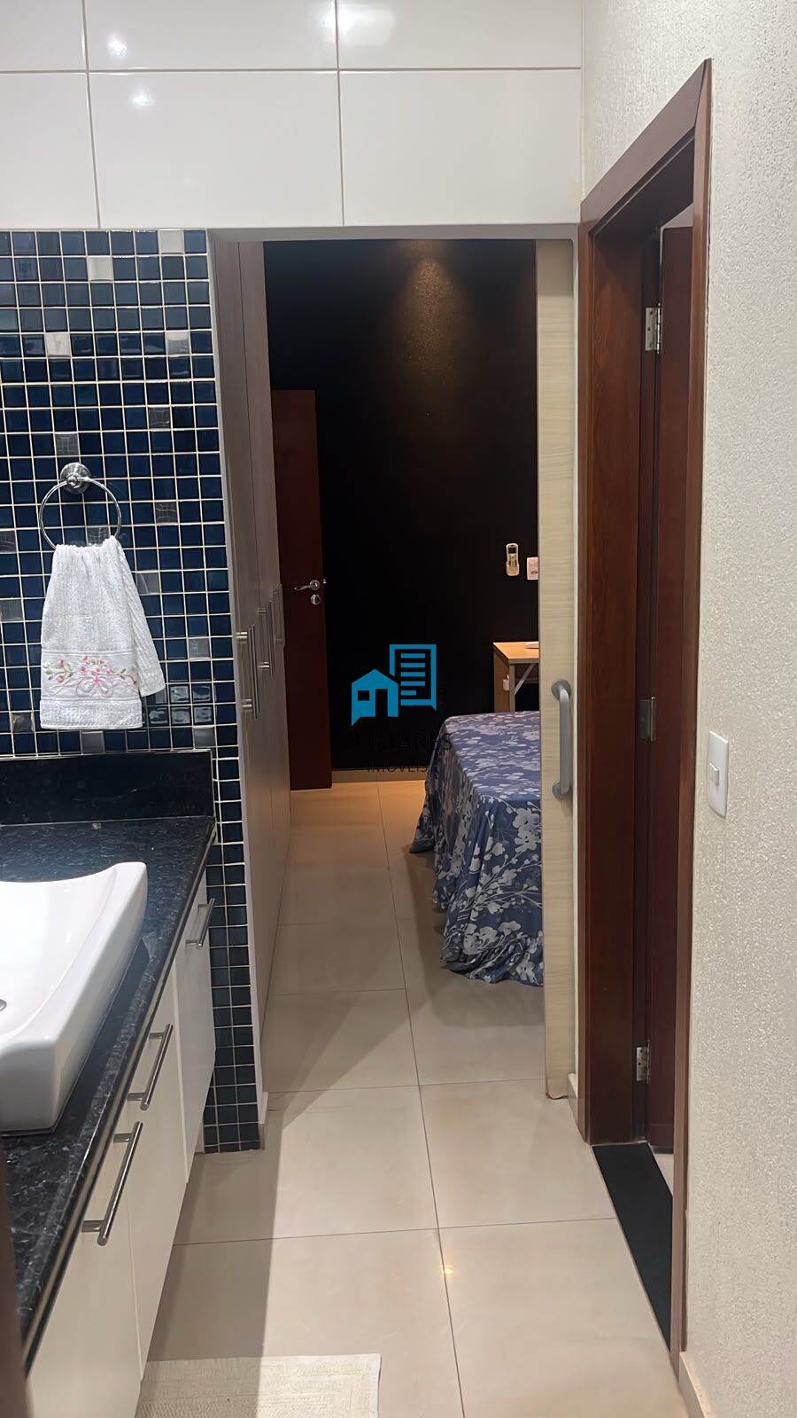 Casa com 3 quartos à venda, 270m² — foto 18 de 44