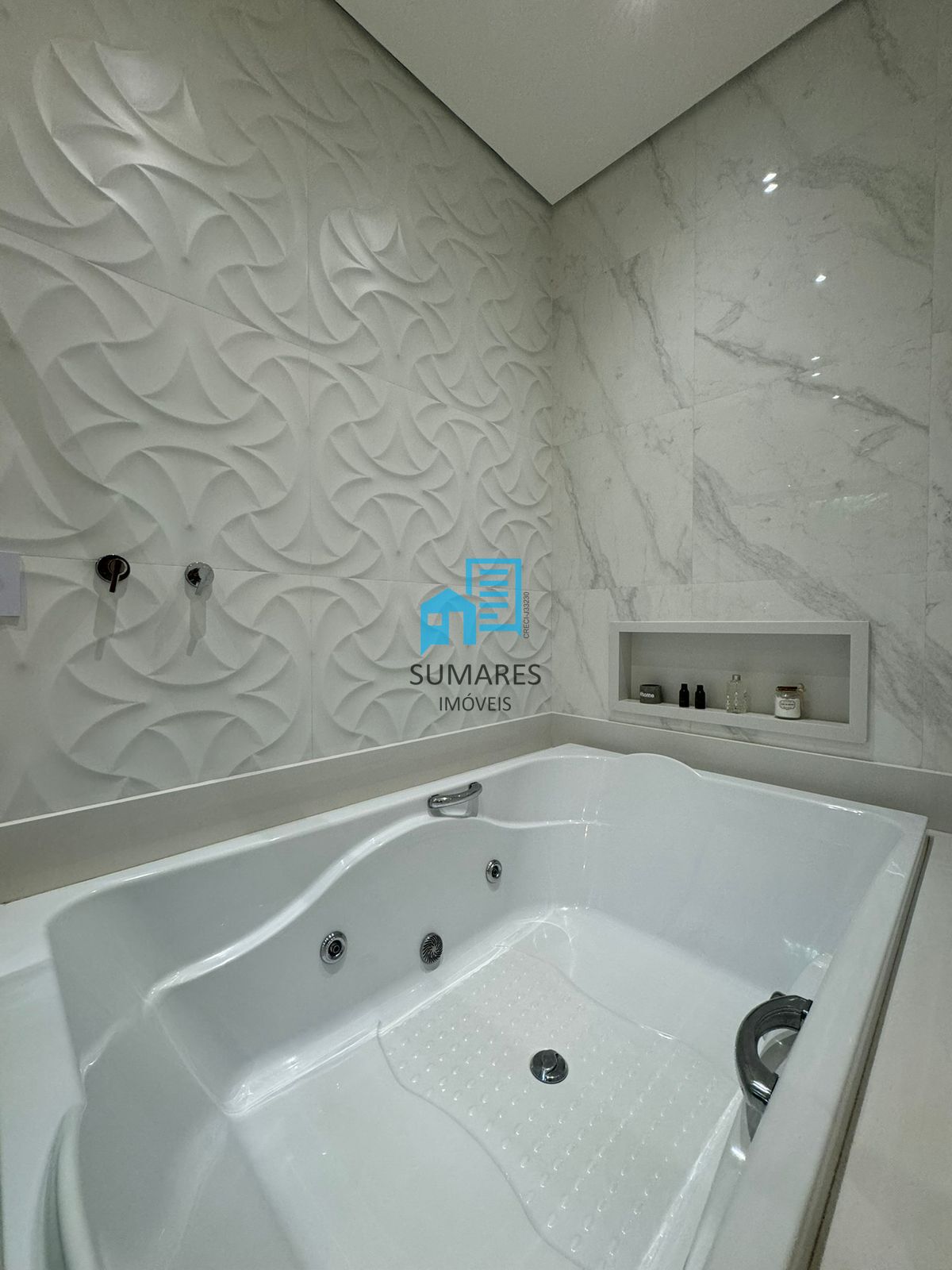 Casa com 3 quartos à venda, 219m² — foto 8 de 26