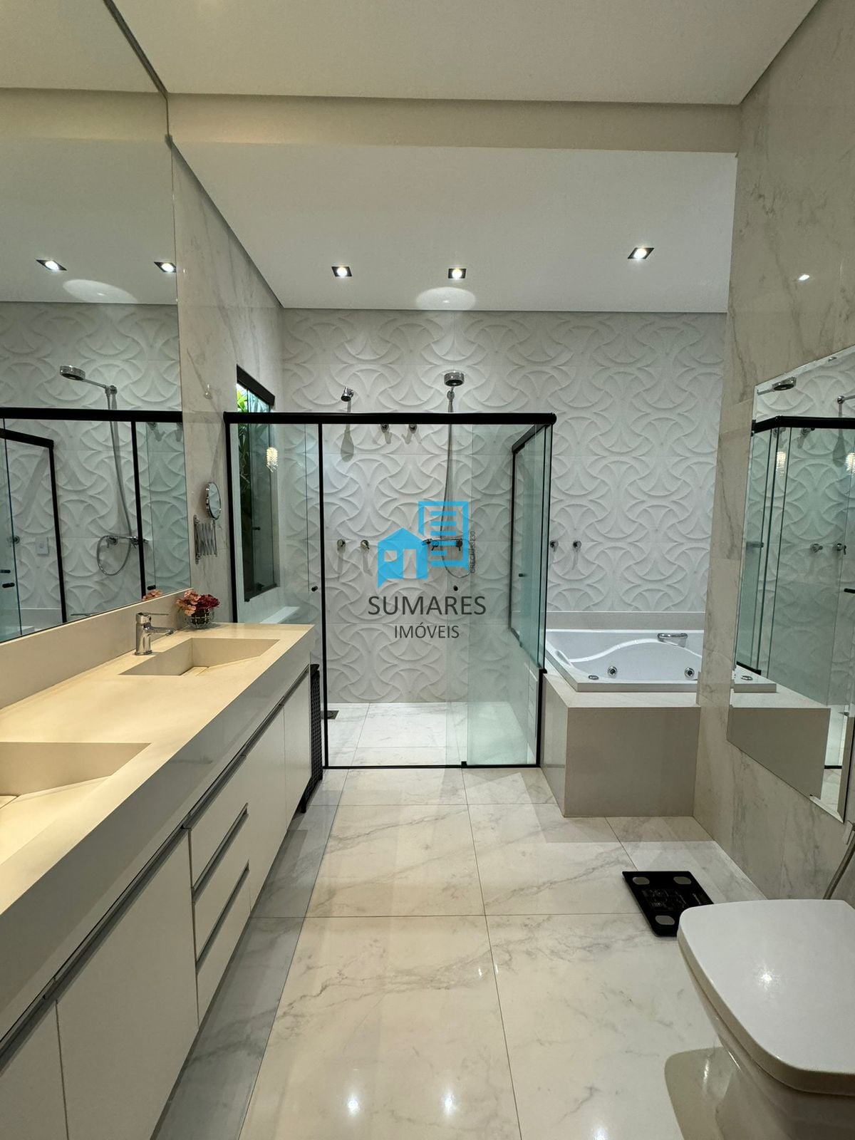 Casa com 3 quartos à venda, 219m² — foto 9 de 26