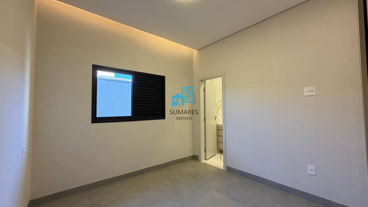 Casa de Condomínio com 3 quartos à venda, 220m² — foto 13 de 56