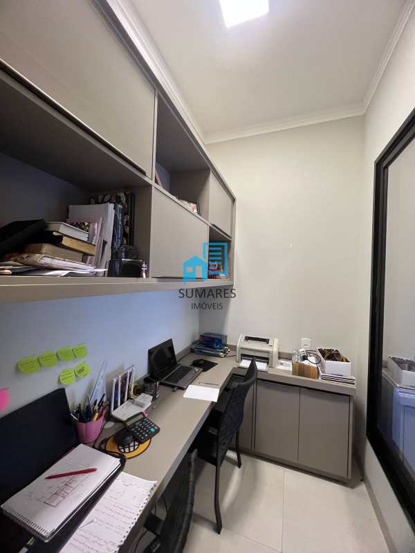 Casa com 3 quartos à venda, 231m² — foto 4 de 12