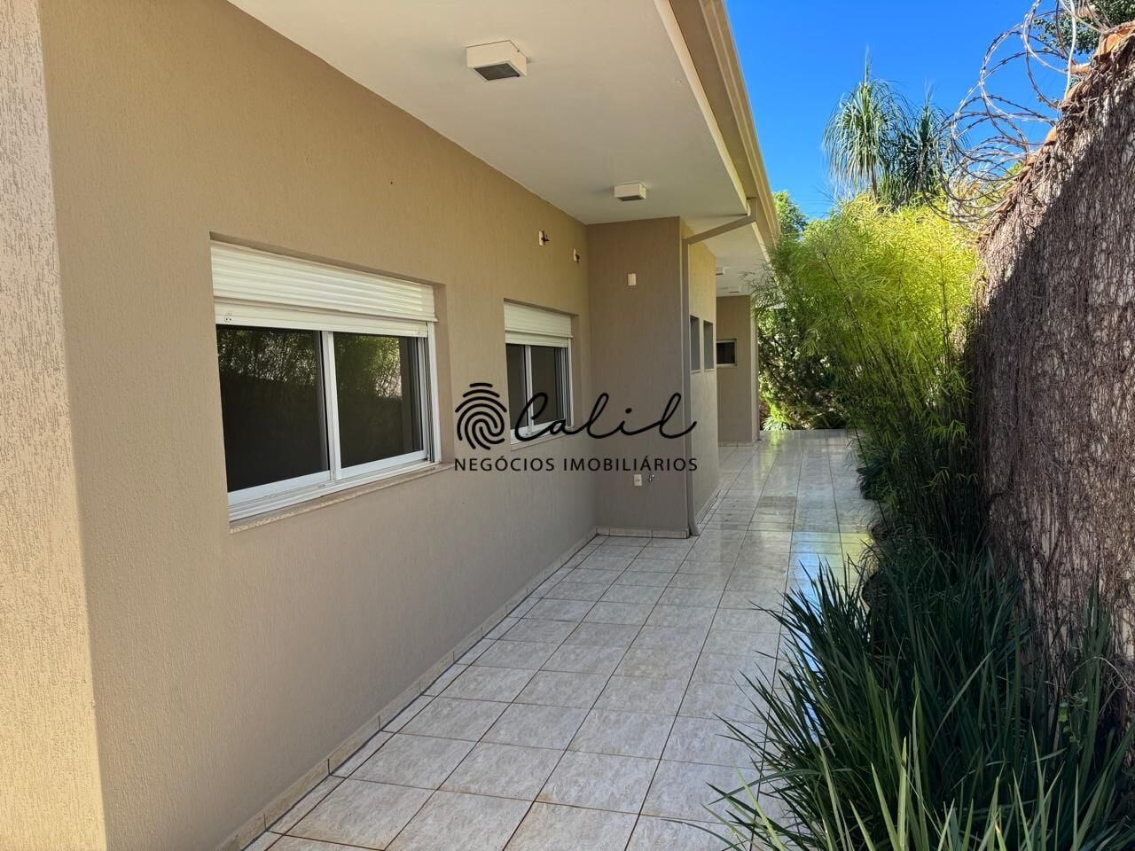 Casa, 3 quartos, 242 m² - Foto 3
