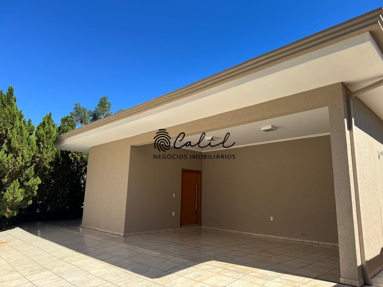 Casa, 3 quartos, 242 m² - Foto 2