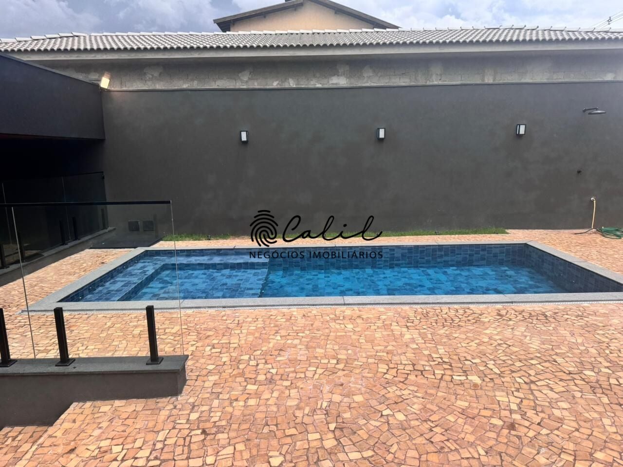 Casa, 3 quartos, 242 m² - Foto 3