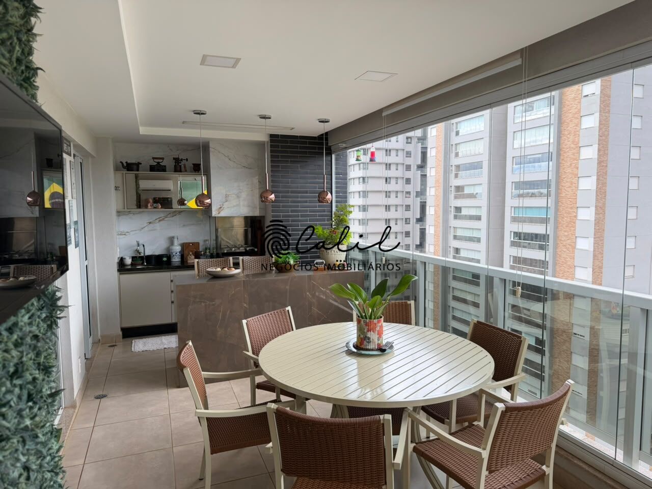 Apartamento, 3 quartos, 158 m² - Foto 2