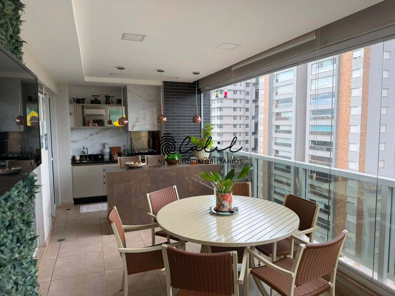 Apartamento, 3 quartos, 158 m² - Foto 2