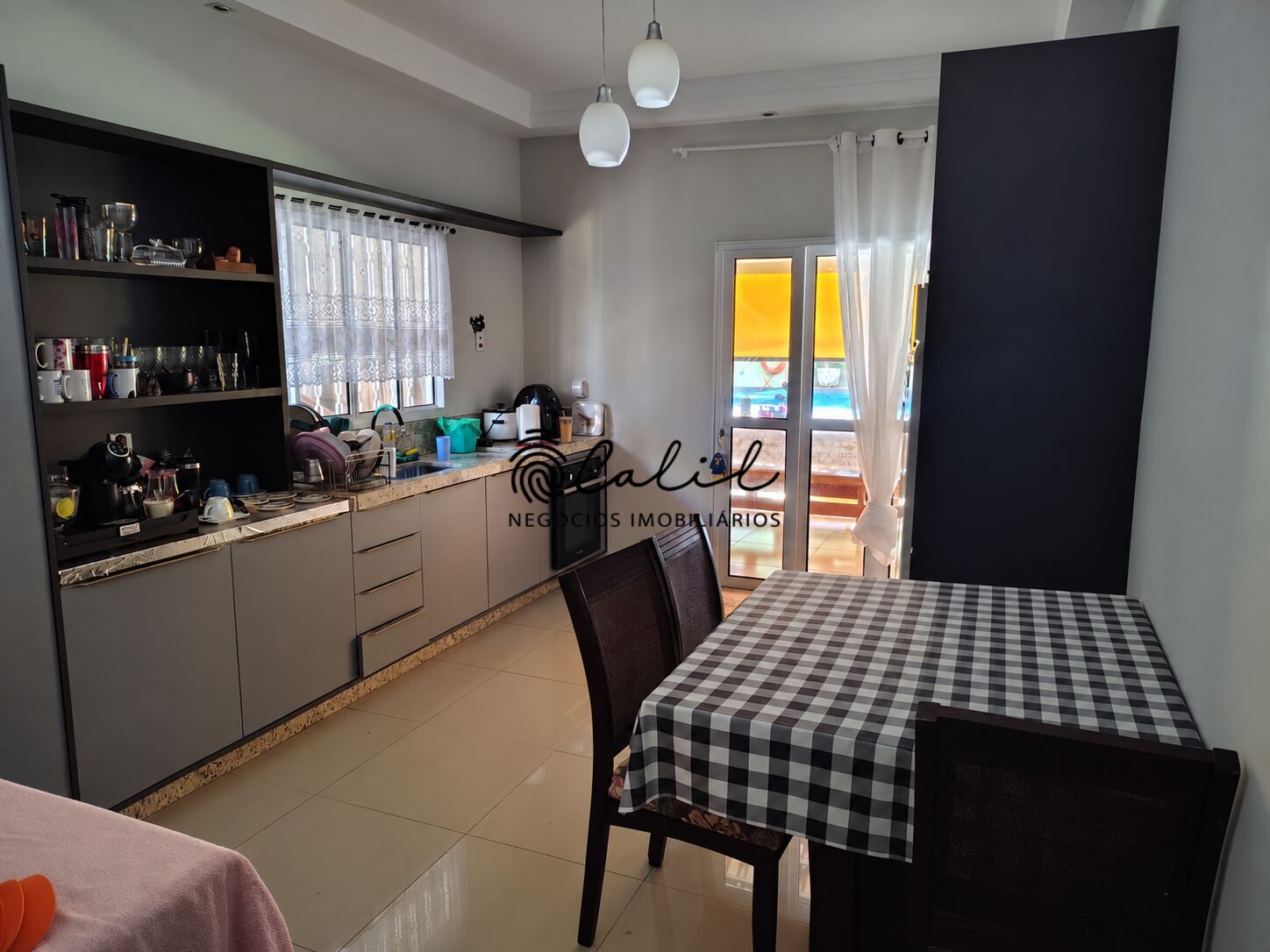 Casa, 3 quartos, 234 m² - Foto 8