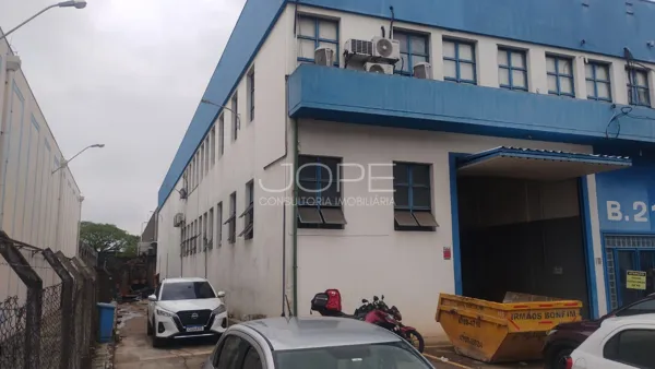 Galpão 937m² para Locação – Av. Ceci | Tamboré, Alphaville (Barueri/SP)