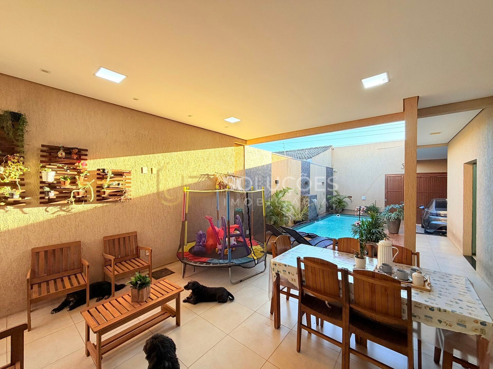 Casa, 3 quartos, 218 m² - Foto 36