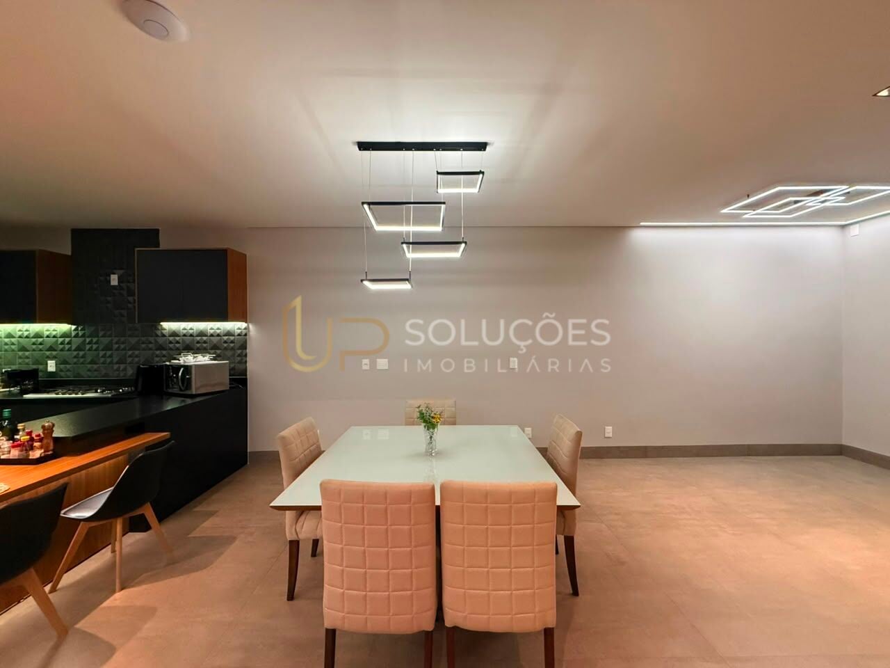 Casa, 3 quartos, 340 m² - Foto 8
