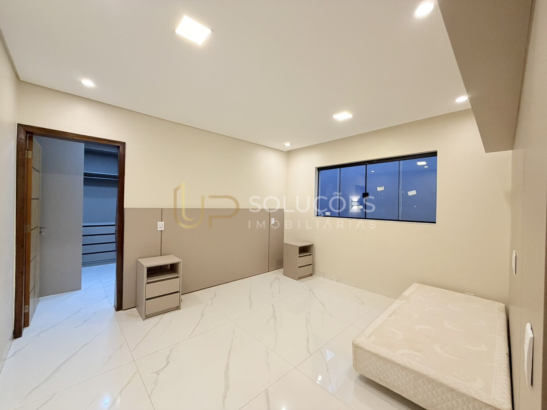 Casa, 4 quartos, 217 m² - Foto 17