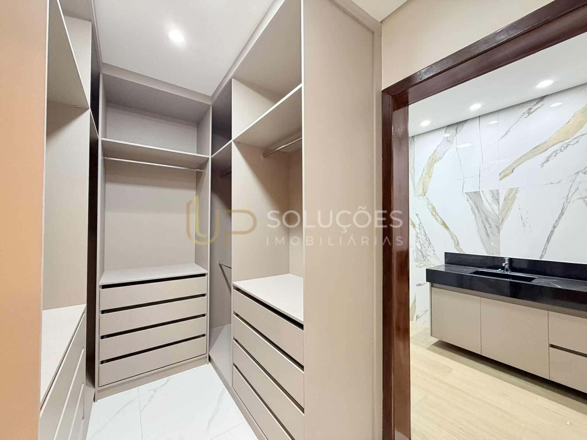 Casa, 4 quartos, 217 m² - Foto 18