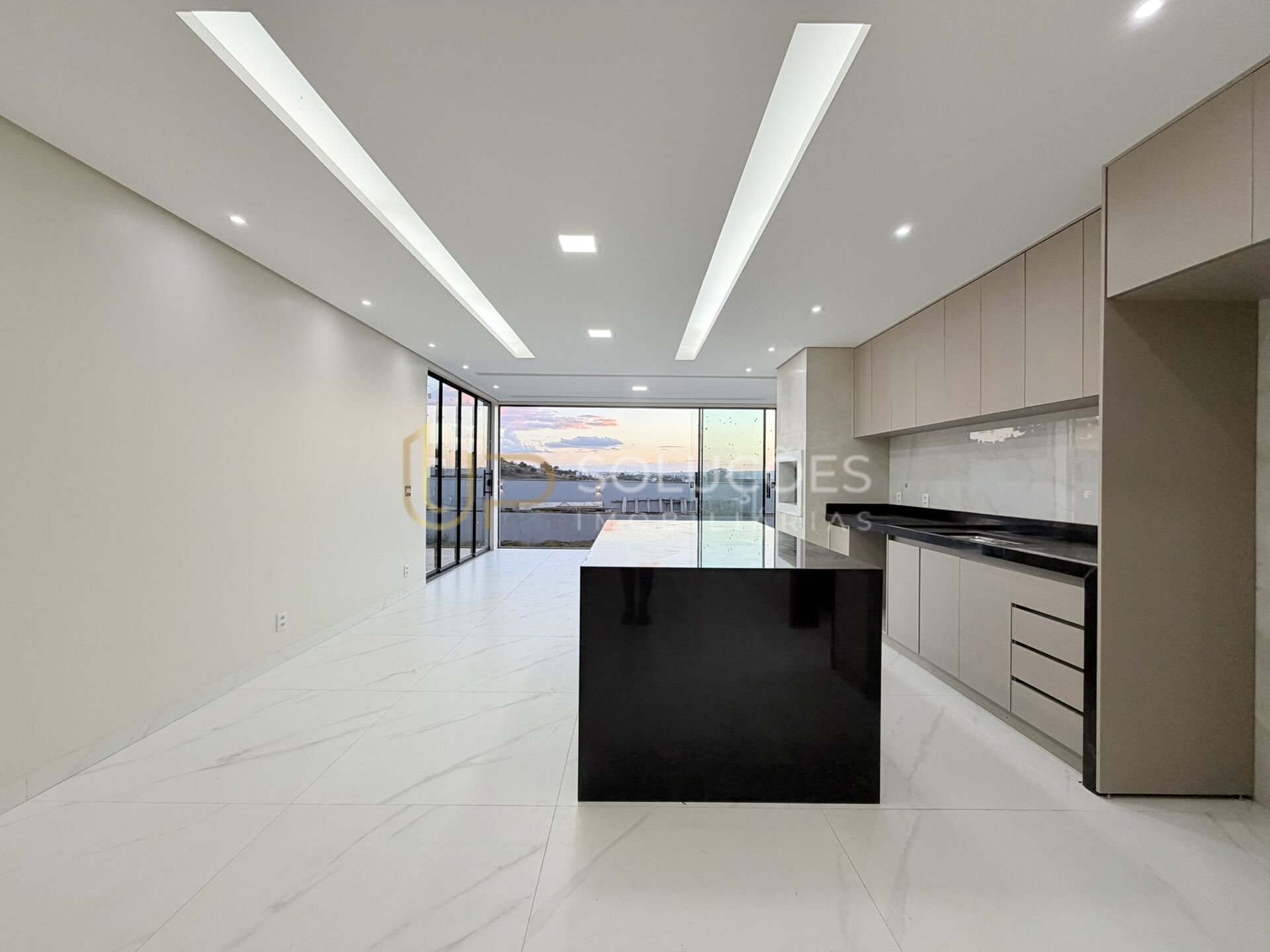 Casa, 4 quartos, 217 m² - Foto 12