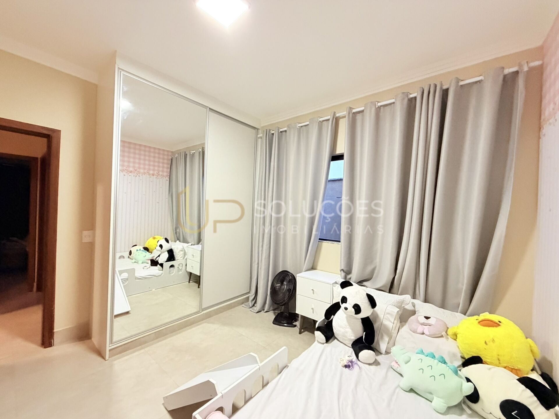 Casa, 3 quartos, 238 m² - Foto 16