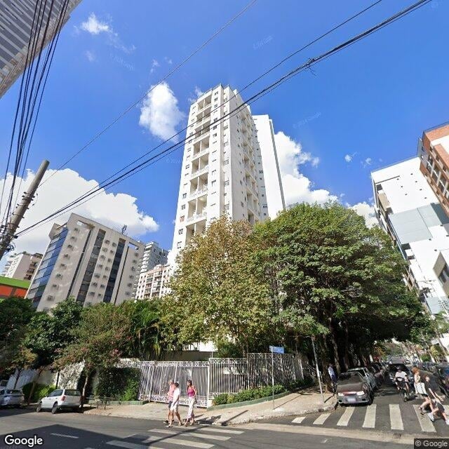 Imagem estática do "Street View" da localização