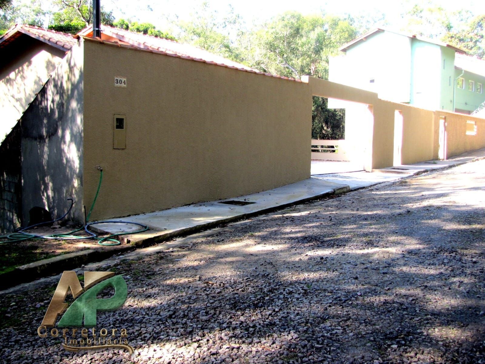 Chácara, 3 quartos, 2700 m² - Foto 1